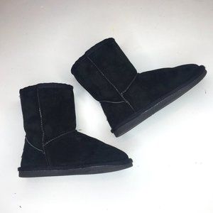 LAMS Coaster girl's youth sz 2* black suede boots.
